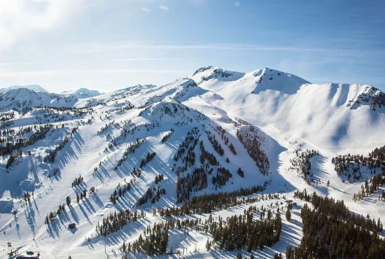 Exploring Mammoth Mountain: A Spring Skiing Adventure