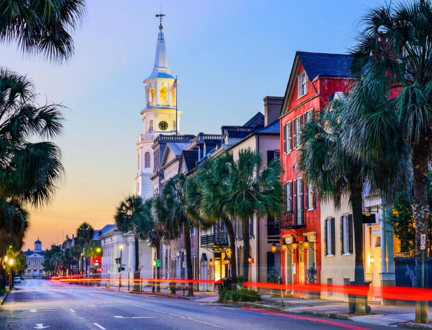 Vibrancy, Eccentric Art, and Jaw-dropping Beaches, All Can be Found at Charleston!