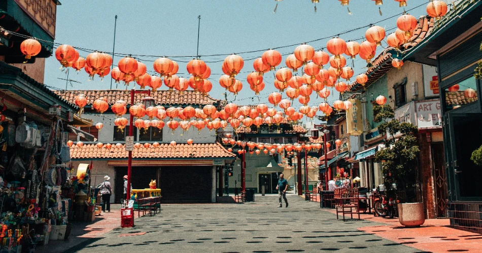 8 Walkable Places in And Around Los Angeles