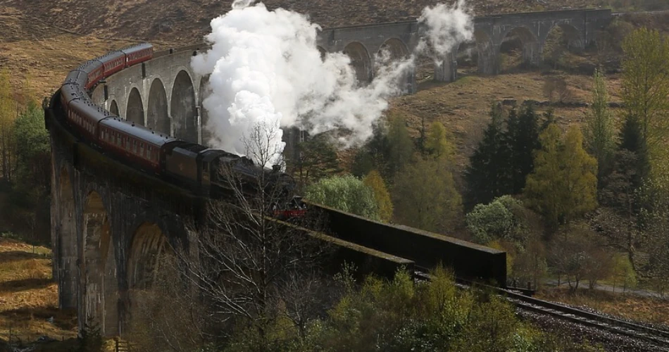 10 Most Scenic Train Rides Across the US