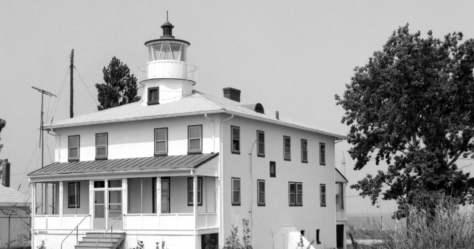 Haunted Lighthouses of America