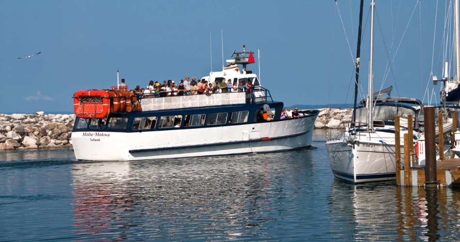 A Cruise through Michigan America