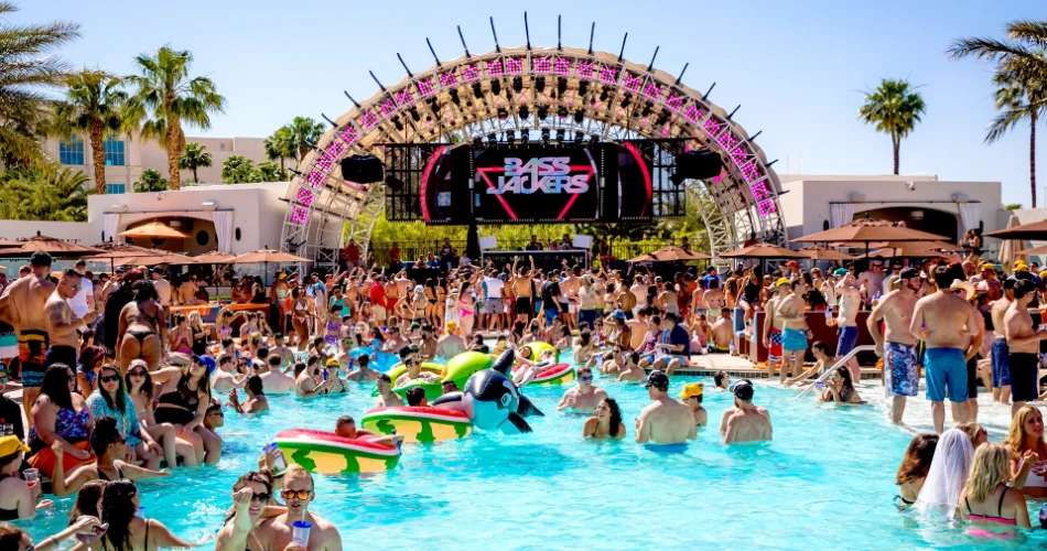 10 of the Best Pool Parties and Day Clubs in Las Vegas