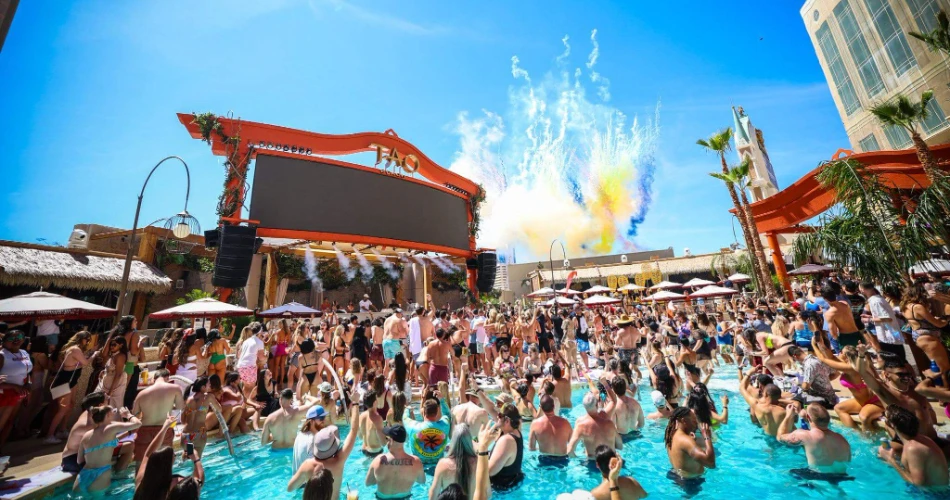 10 of the Best Pool Parties and Day Clubs in Las Vegas