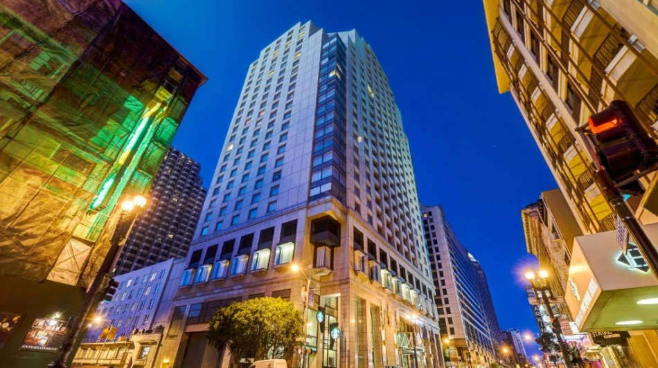 Top 10 Hotels in the USA with Stunning Swimming Pools