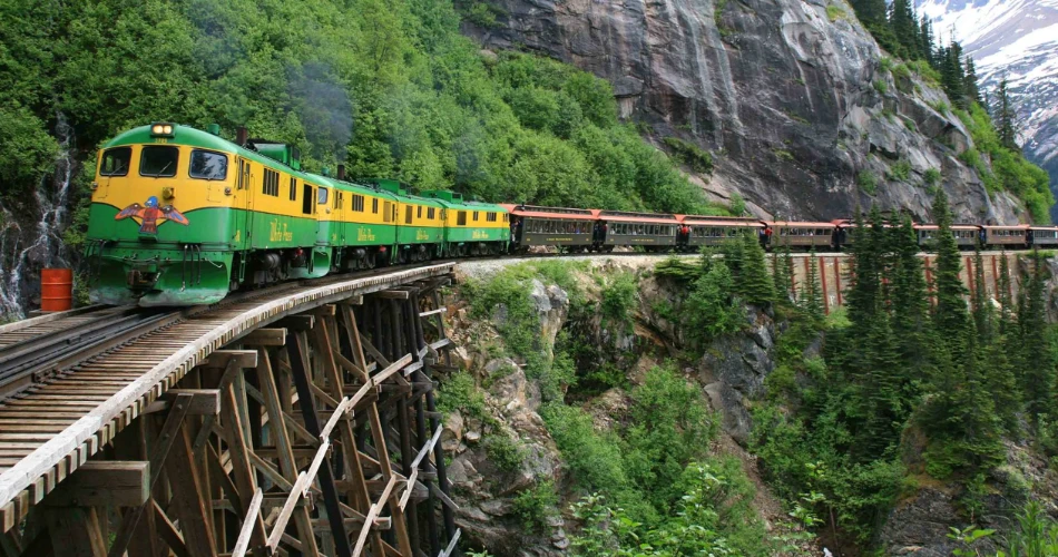 8 Of The Most Scenic Train Rides In America
