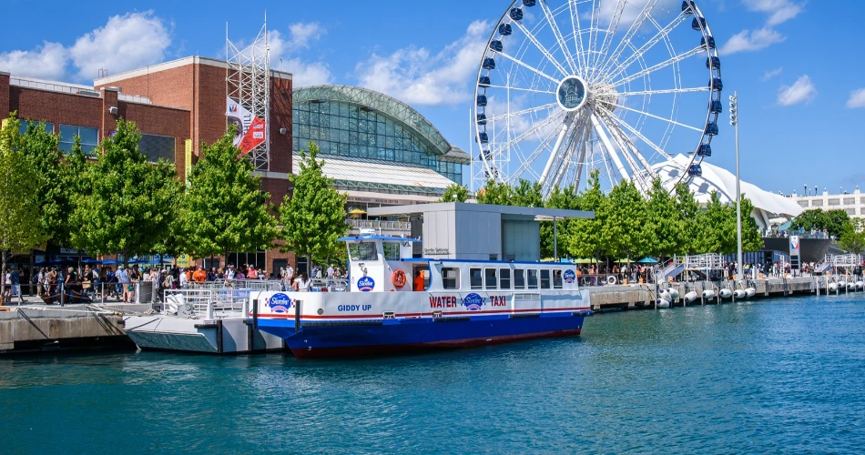 Chicago Travel Guide 2025: Top Attractions, Things to Do, Dining, and More!