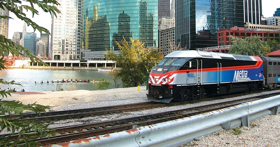 Chicago Travel Guide 2025: Top Attractions, Things to Do, Dining, and More!