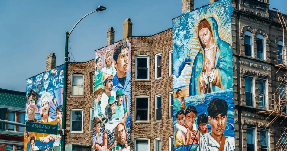 Chicago Travel Guide 2025: Top Attractions, Things to Do, Dining, and More!