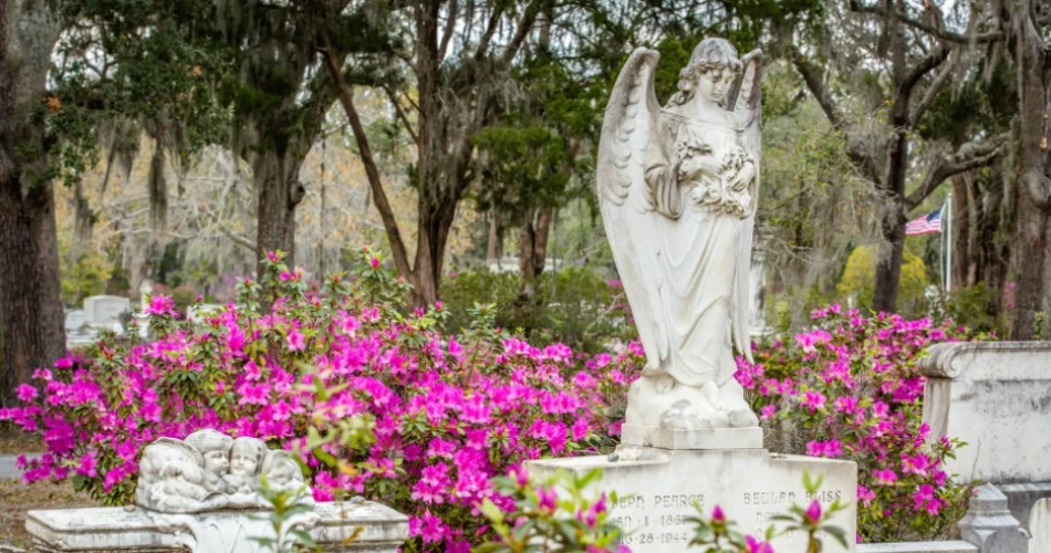 Haunted America: The 10 Creepiest Places With Real Backstories