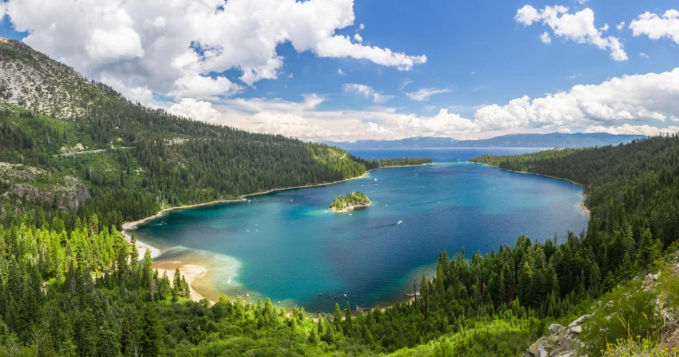 10 Best Family Vacation Spots in the U.S