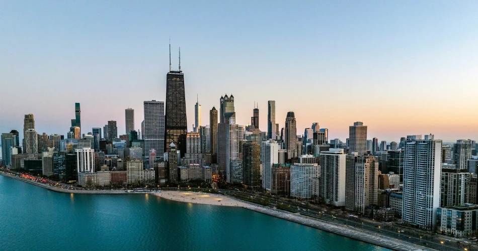 City Showdown: Chicago vs. New York For First-Timers
