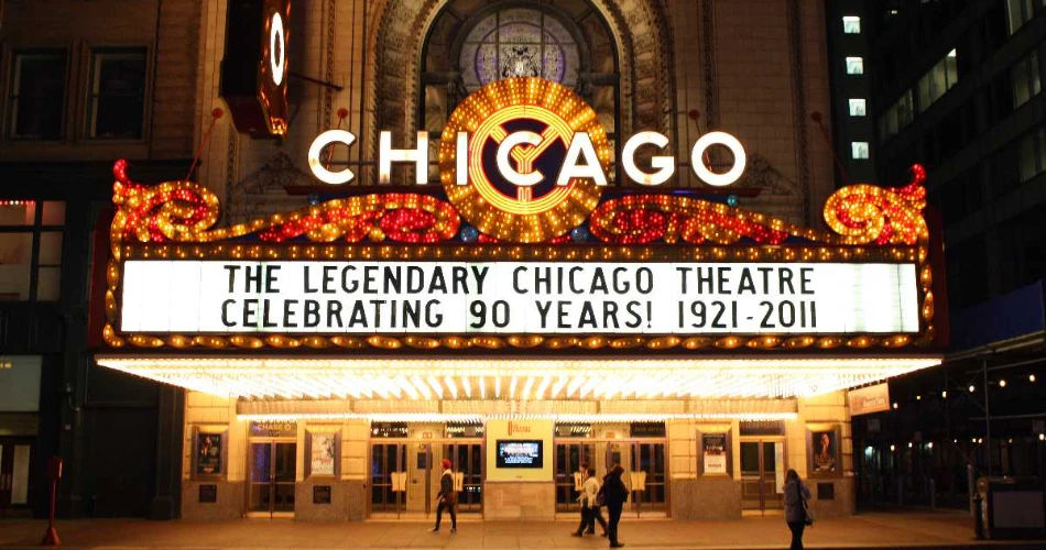 City Showdown: Chicago vs. New York For First-Timers
