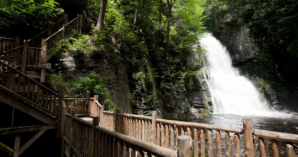 14 Must-See Waterfalls In The US You Didn't Know About