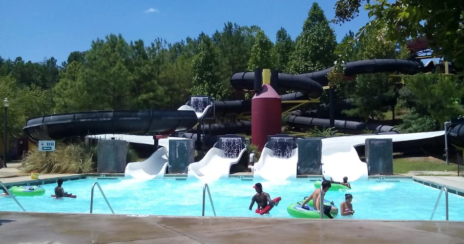 Best Theme Parks in the U.S. Those Aren't Disney or Universal