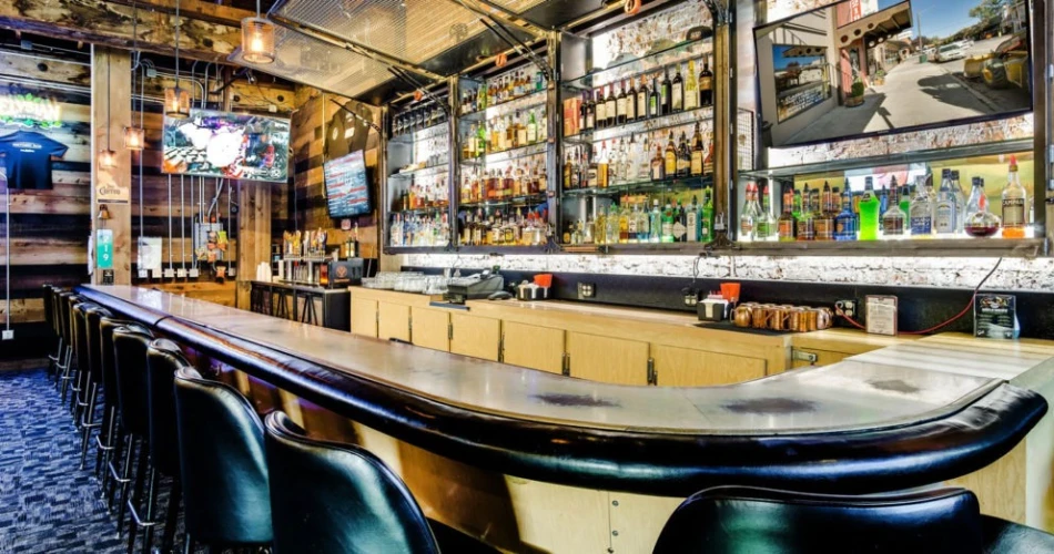 Best 9 Nightclubs or Bars in Sandpoint, Idaho