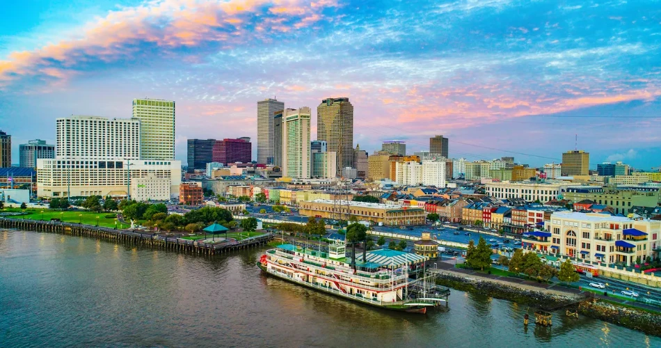 Best U.S. Cities for Solo Travelers (That Aren't NYC or LA)