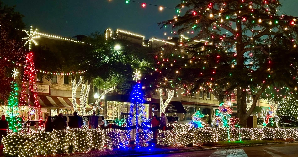 Best U.S. Cities to Visit for a Magical Christmas Experience