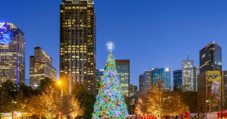 Best U.S. Cities to Visit for a Magical Christmas Experience