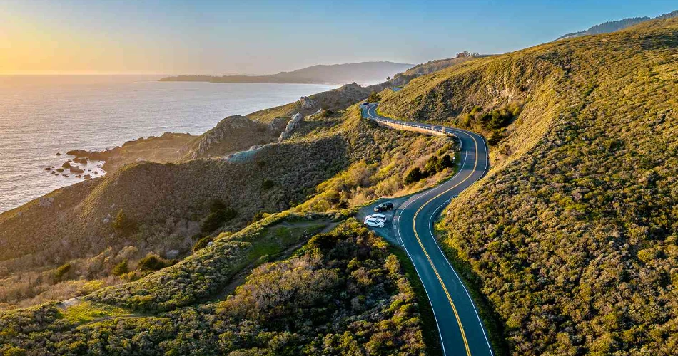 20 Best Road Trips in America: Scenic Highways, Cities, and Hidden Stops