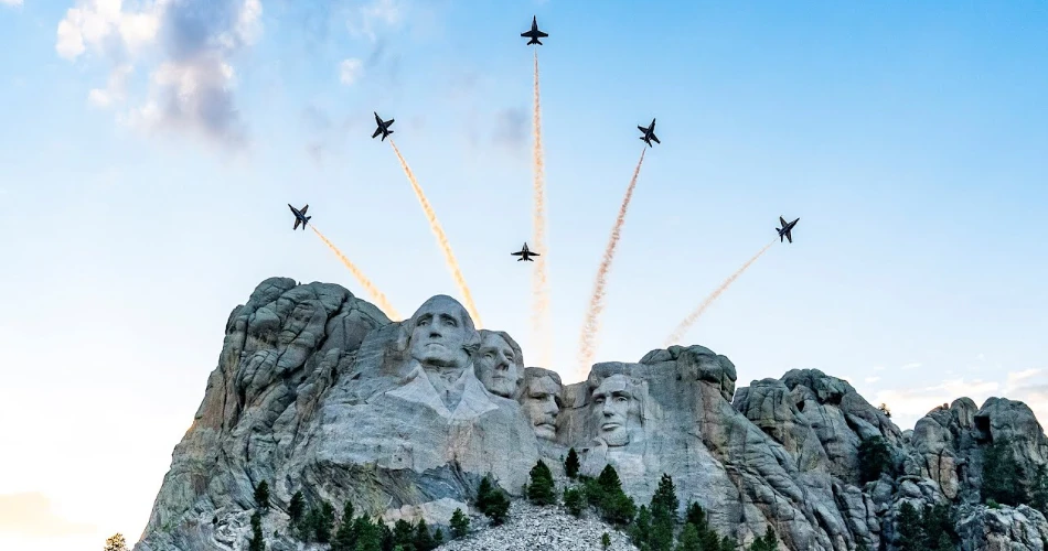 Mount Rushmore: Quick Guide for First-Time Visitors