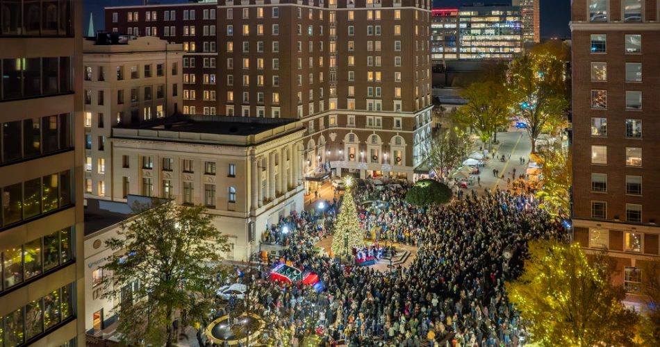 Top 20 Cities in the United States for Christmas Celebrations