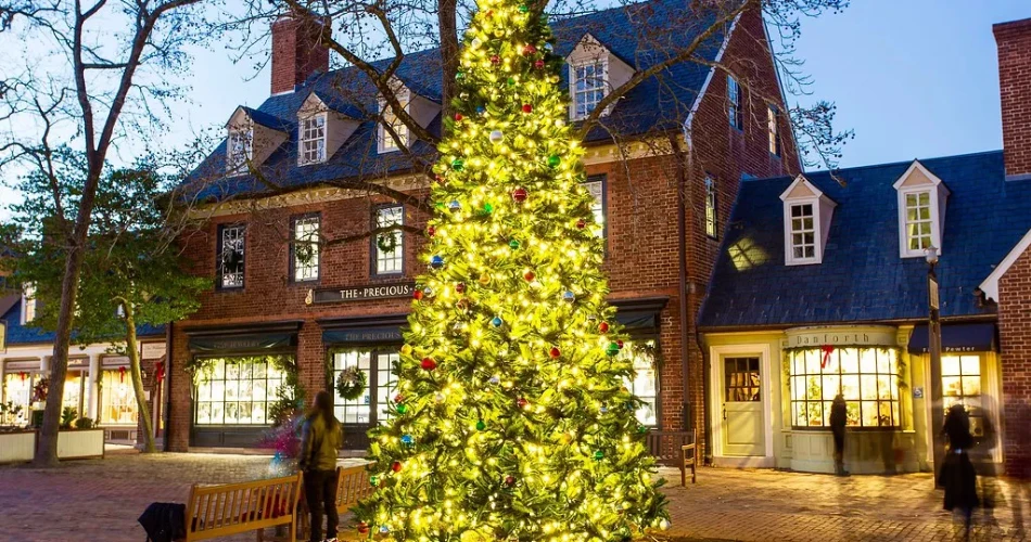 Top 20 Cities in the United States for Christmas Celebrations