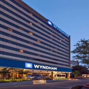 Wyndham Houston Medical Center Hotel and Suites