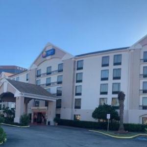 Comfort Inn  Suites Southwest Freeway at Westpark Texas