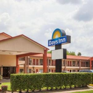 Days Inn by Wyndham Houston Galleria tX Texas