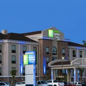 Holiday Inn Express and Suites Houston North   IAH Area an IHG Hotel