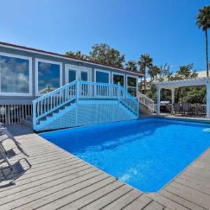 Home with Deck and Dock on San Jacinto River Texas