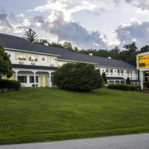 Town & Country Inn & Resort