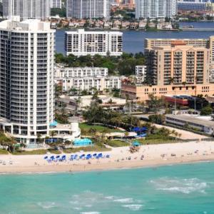 Doubletree by Hilton Ocean Point Resort   North miami Beach Florida