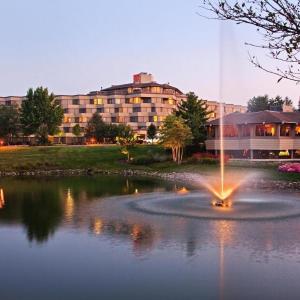 Indian Lakes Hotel Illinois