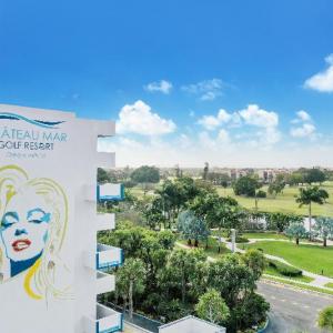 Chateau Mar Golf Resort