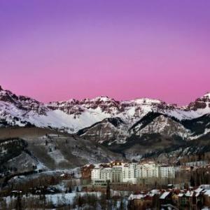 Peaks Resort And Spa
