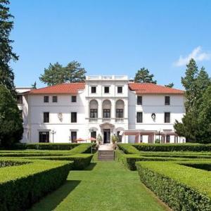 Geneva On The Lake Boutique Resort Hotel