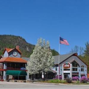 Suites At Attitash Mountain Village