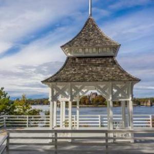 Bonnie Castle Resort  marina
