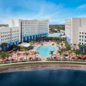 Universals Endless Summer Resort   Surfside Inn and Suites Orlando