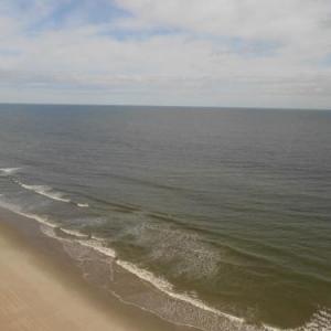 1402 Waters Edge Resort condo