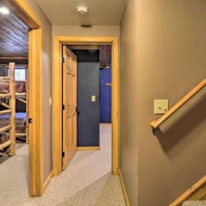 Boyne Mtn Cabin with Hot Tub Near Resort
