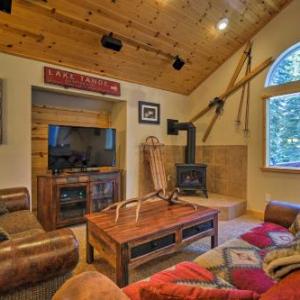 Custom Tahoe Cabin 5 Minutes From Homewood Resort!