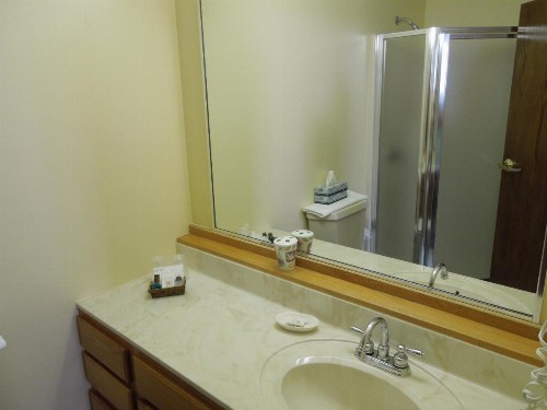 Bridges Guest Quarters - image 21