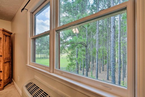 Farmhouse Apt w/ Pasture & Horseback Trails! - image 6