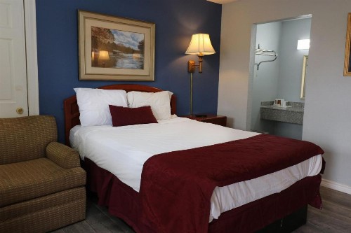 Americas Best Value Inn - Abilene - image 36