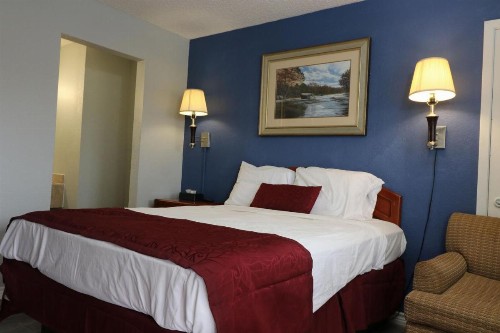 Americas Best Value Inn - Abilene - image 37