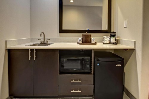 Hampton Inn and Suites Ada - image 24