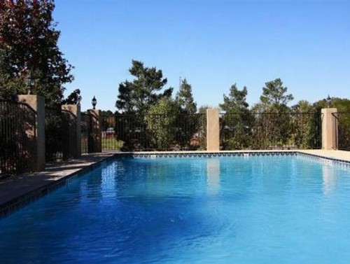 Quality Inn Adairsville - image 4